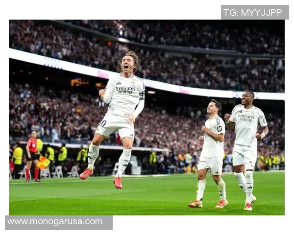 皇马宣布与卡捷米罗续约至2026年,稳定中场再创辉煌